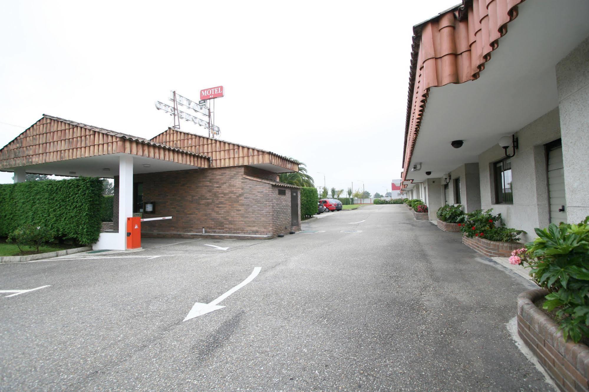 Motel Aeropuerto Comarca de Comarca de Vigo Buitenkant foto
